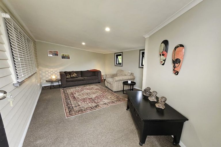 Photo of property in 56 Queenwood Road, Levin, 5510