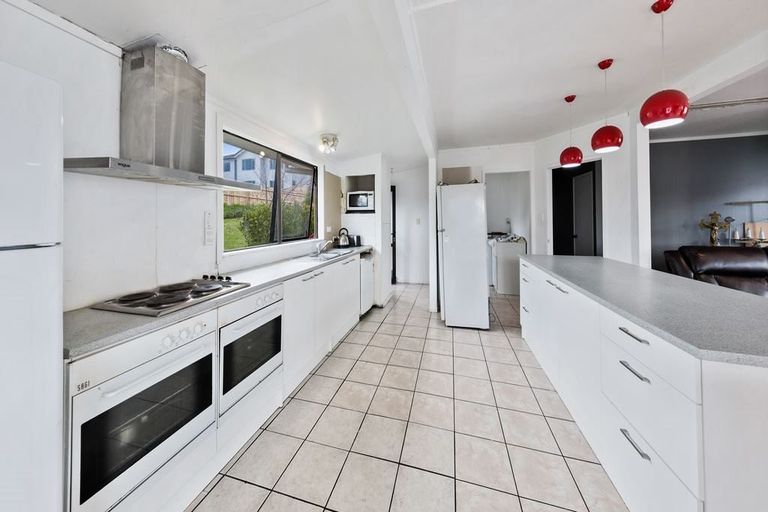 Photo of property in 13 Stainton Place, Otara, Auckland, 2023