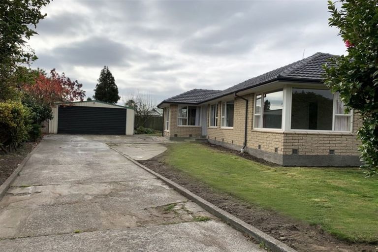 Photo of property in 13 Kathleen Crescent, Hornby, Christchurch, 8042