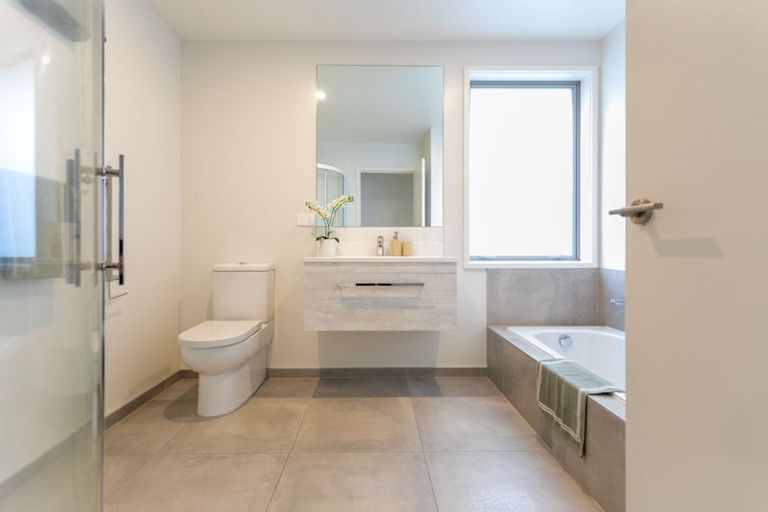 Photo of property in 4 Rotomanu Place, Pyes Pa, Tauranga, 3112