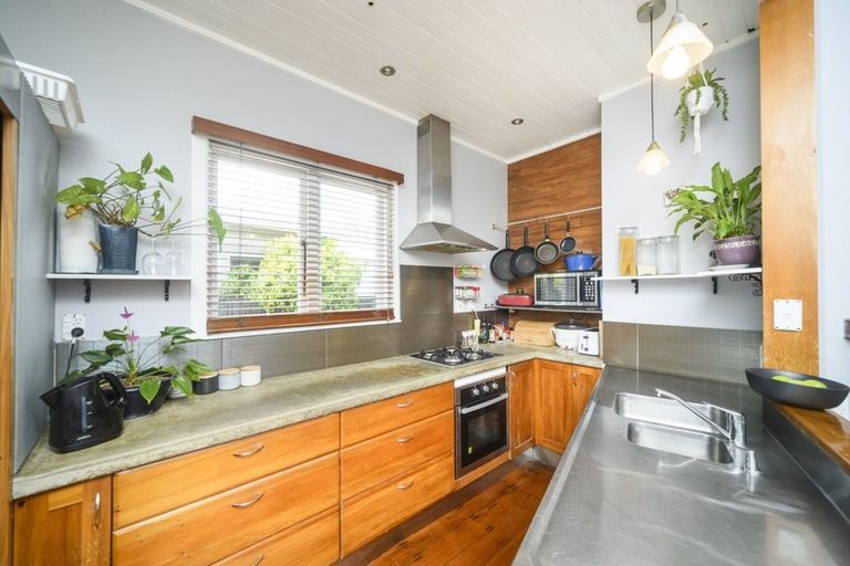 Photo of property in 48 Matipo Street, Takaro, Palmerston North, 4410