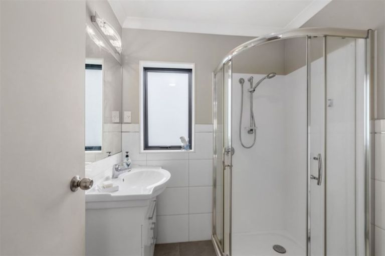 Photo of property in 9 Aditi Close, Massey, Auckland, 0614