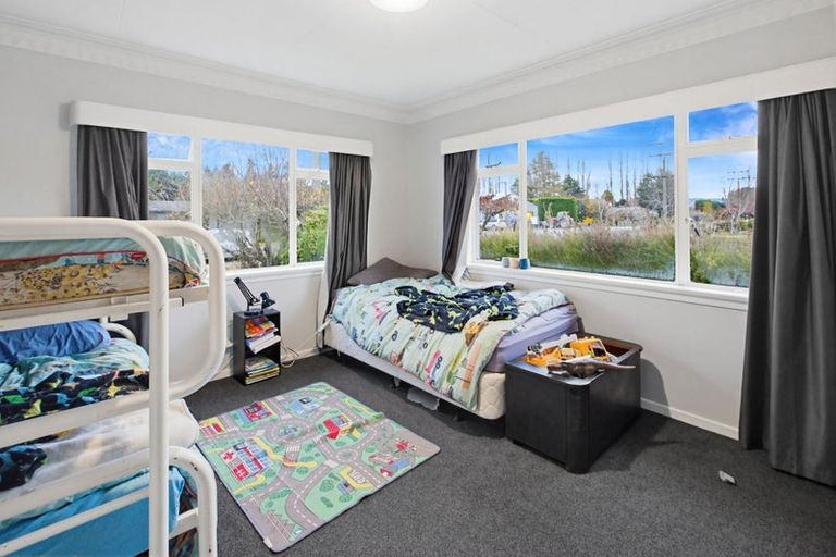 Photo of property in 37 York Road, Riversdale, 9776