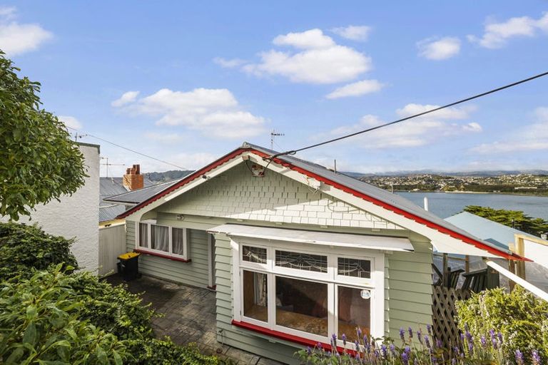 Photo of property in 69 Overtoun Terrace, Hataitai, Wellington, 6021