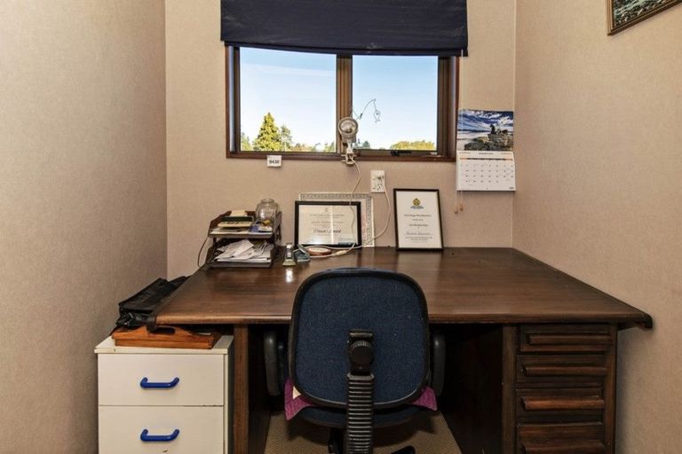 Photo of property in 26 Roseness Street, Palmerston, 9430