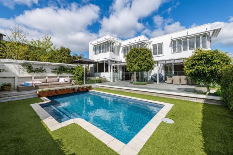 Photo of property in 7 Imperial Place, Flat Bush, Auckland, 2019