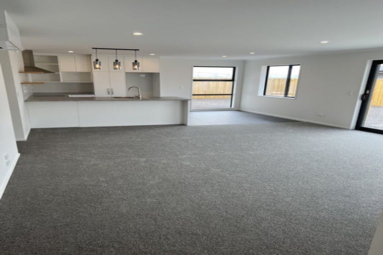 Photo of property in 5 Henshaw Street, Woodend, 7610