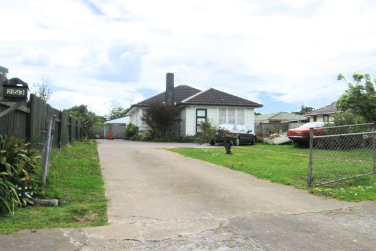 Photo of property in 253 Puhinui Road, Papatoetoe, Auckland, 2025