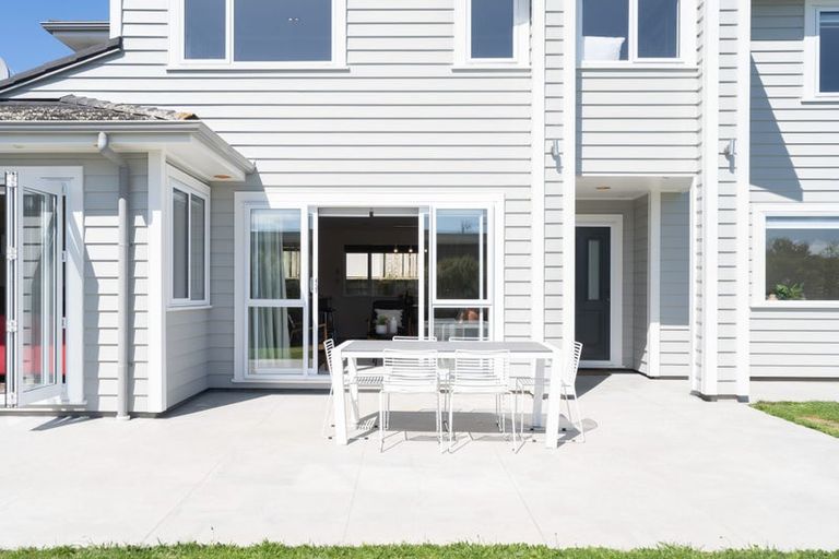 Photo of property in 64 Woodridge Drive, Woodridge, Wellington, 6037