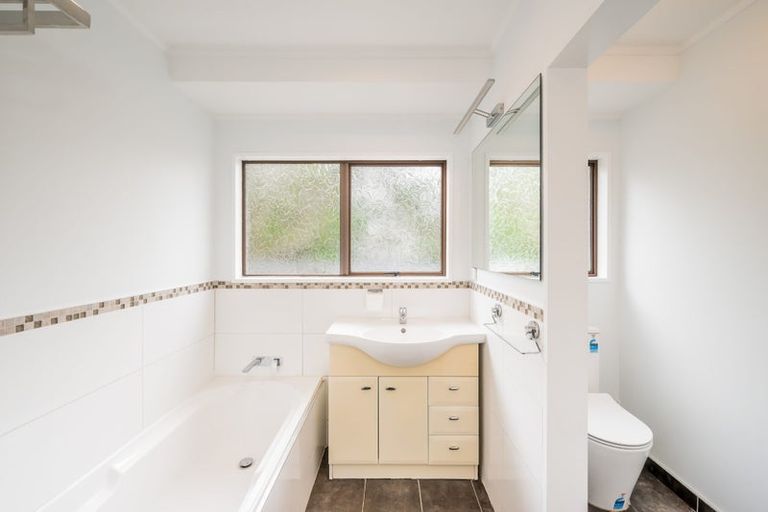 Photo of property in 83 Donovan Road, Paraparaumu Beach, Paraparaumu, 5032