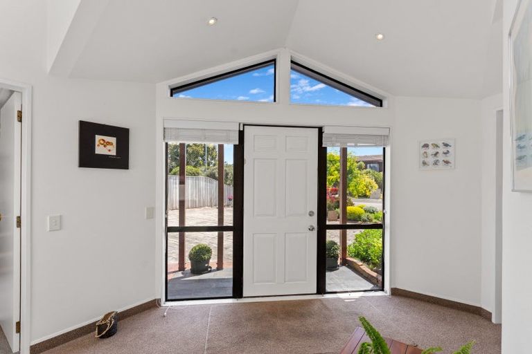 Photo of property in 66 Cedar Drive, Paraparaumu Beach, Paraparaumu, 5032