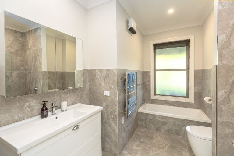 Photo of property in 104 Kuratawhiti Street, Greytown, 5794