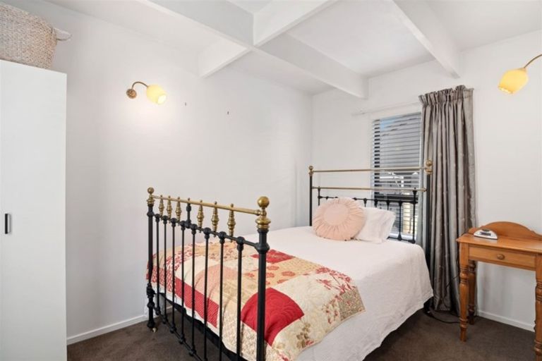 Photo of property in 36 Riverside, Nelson, 7010