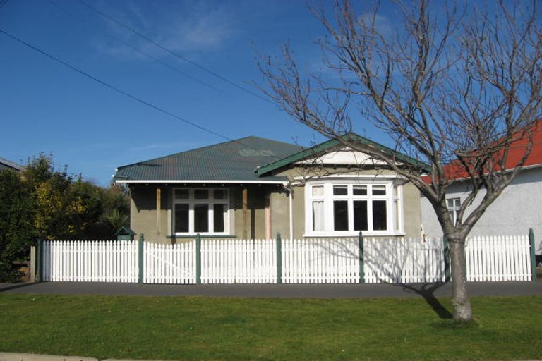 Photo of property in 23 Hargest Crescent, Saint Kilda, Dunedin, 9012