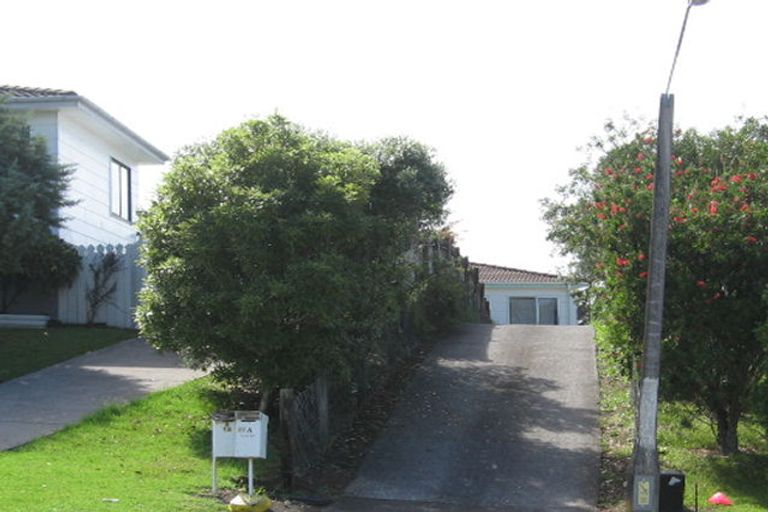 Photo of property in 15 Benchmark Drive, Massey, Auckland, 0614