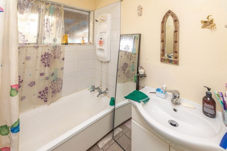 Photo of property in 7 Karyn Street, Castlecliff, Whanganui, 4501