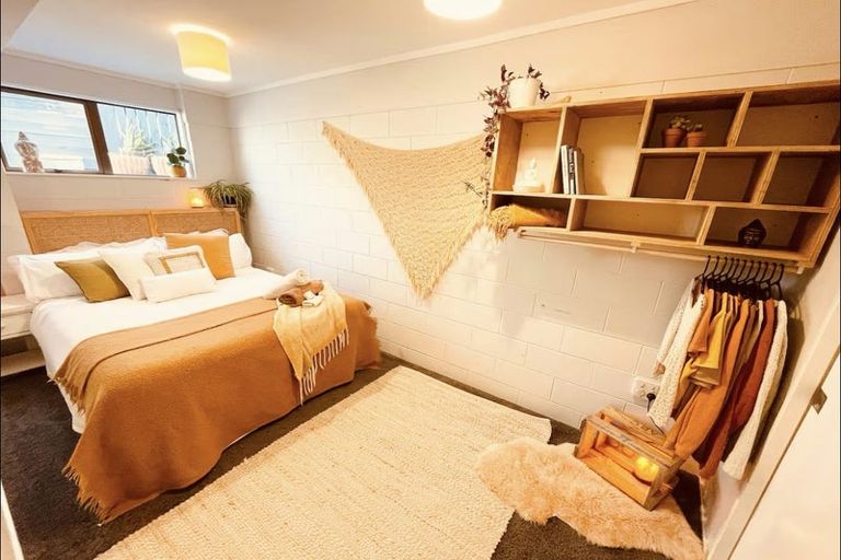 Photo of property in 121 Poplar Grove, Whalers Gate, New Plymouth, 4310