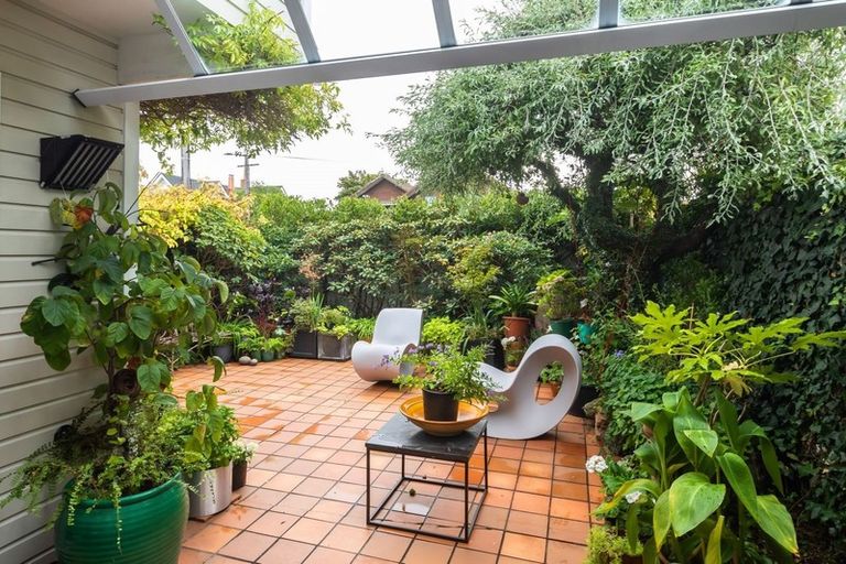 Photo of property in 74 Office Road, Merivale, Christchurch, 8014