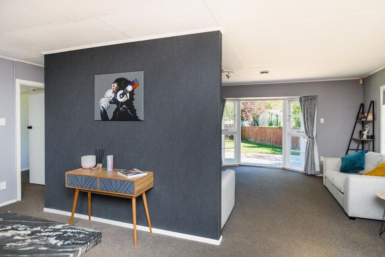 Photo of property in 12 Saturn Crescent, Milson, Palmerston North, 4414