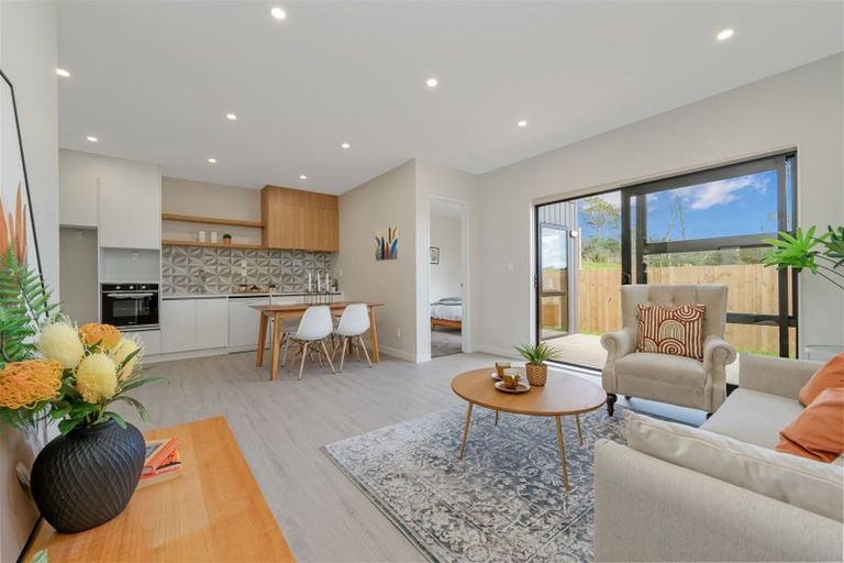 Photo of property in 24 Biokovo Street, Massey, Auckland, 0614