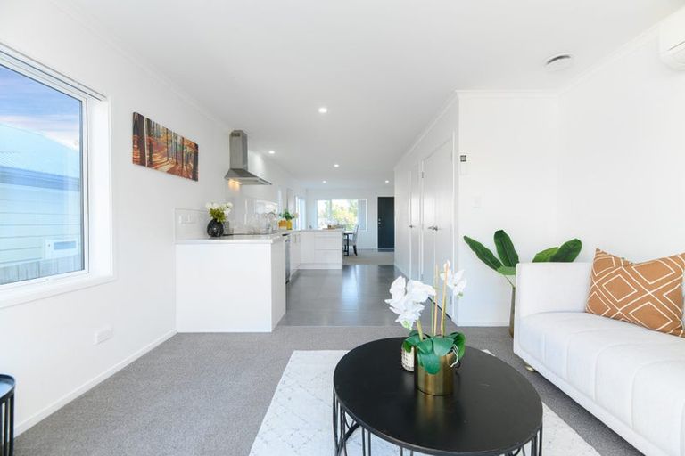 Photo of property in 1/67a Metcalfe Road, Ranui, Auckland, 0612