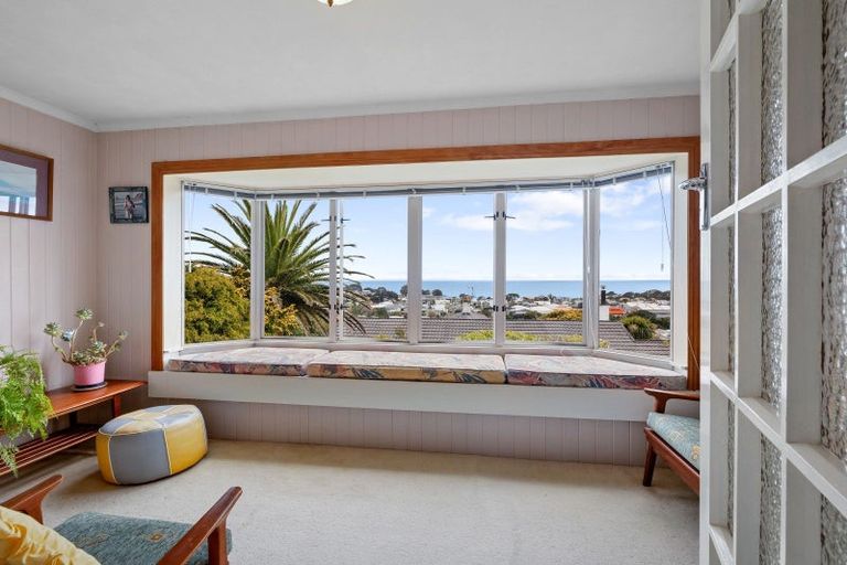 Photo of property in 81 Belt Road, New Plymouth, 4310