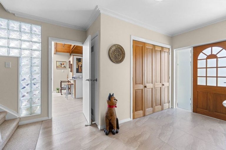 Photo of property in 50 Leslie Street, Waitara, 4320