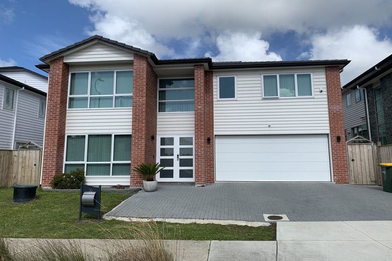 Photo of property in 30 Lisnoble Road, Flat Bush, Auckland, 2019