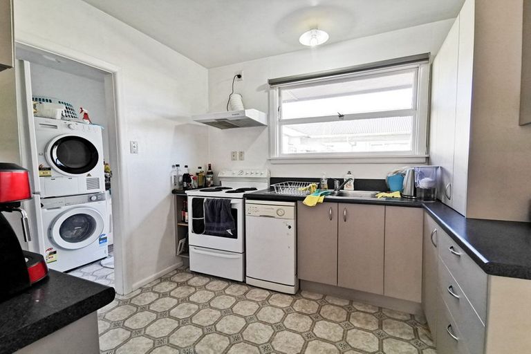 Photo of property in 1/66 Division Street, Riccarton, Christchurch, 8041