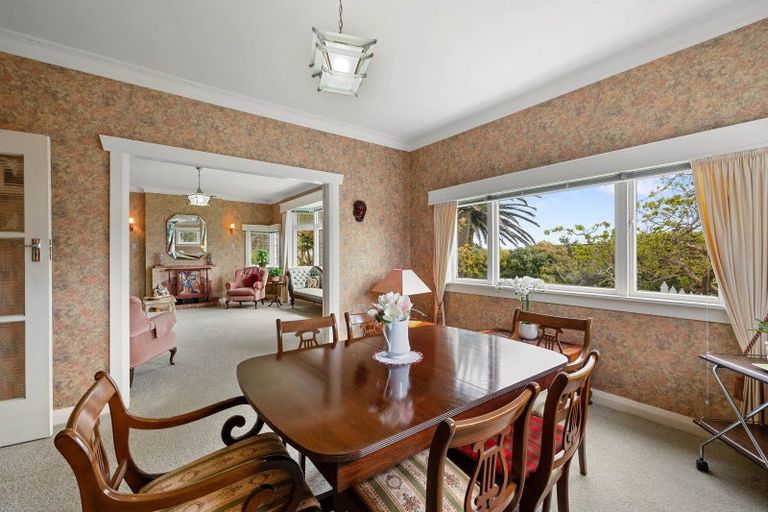 Photo of property in 81 Belt Road, New Plymouth, 4310