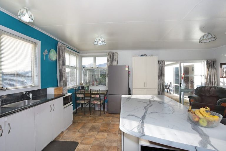 Photo of property in 17 Collins Crescent, Feilding, 4702