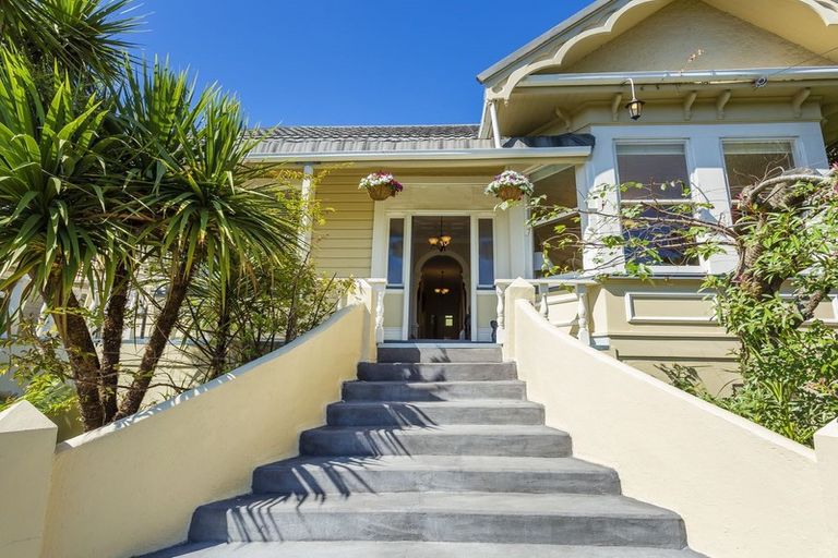 Photo of property in 52 Hazel Avenue, Caversham, Dunedin, 9012