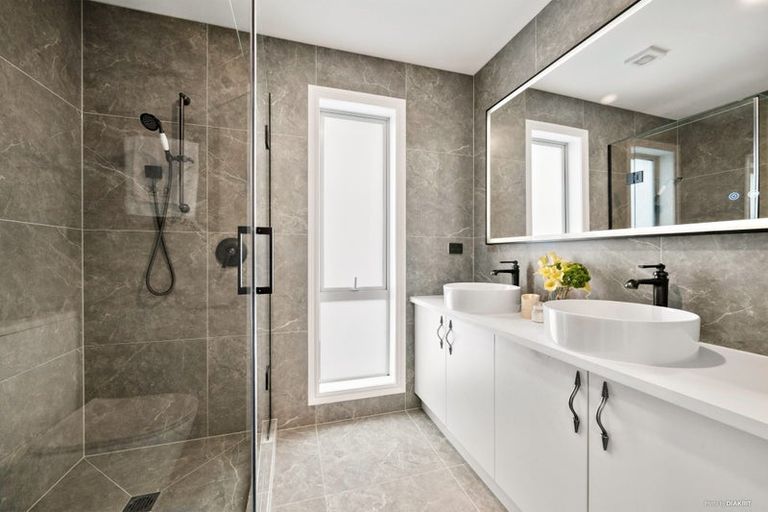 Photo of property in 47 Kewa Road, Albany Heights, Auckland, 0632