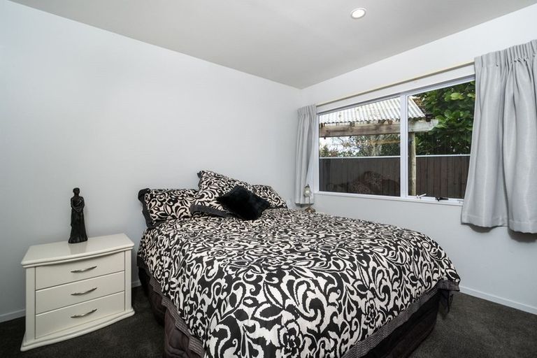 Photo of property in 39 Suncrest Drive, West Harbour, Auckland, 0618