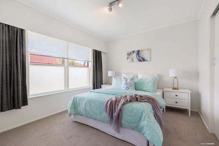 Photo of property in 2/8 Ngataringa Road, Devonport, Auckland, 0624