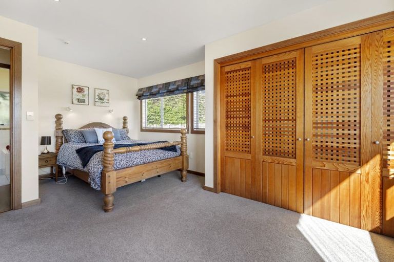 Photo of property in 62 Kiriwai Road, Paremata, Porirua, 5024