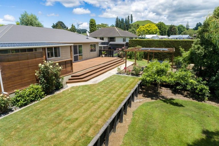 Photo of property in 6 Depot Street, Tirau, 3410