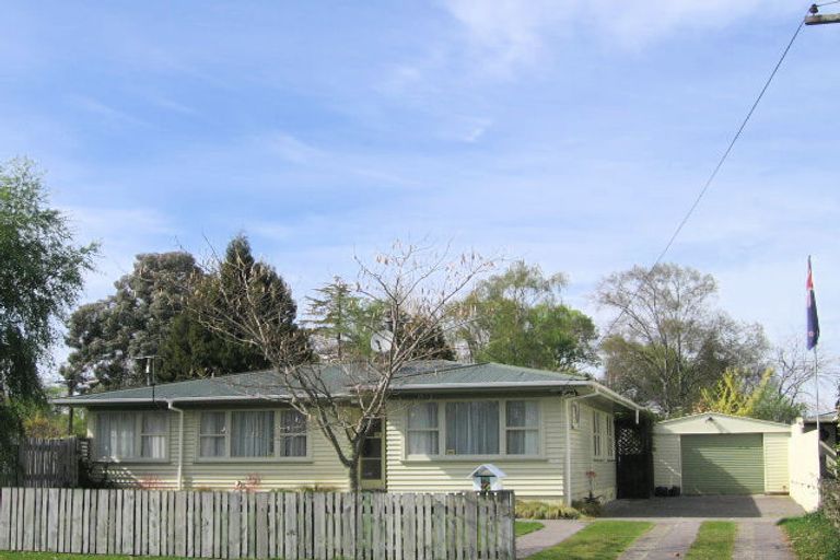 Photo of property in 27 Darroch Street, Fairy Springs, Rotorua, 3015