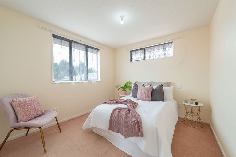 Photo of property in 122b Yaldhurst Road, Sockburn, Christchurch, 8042