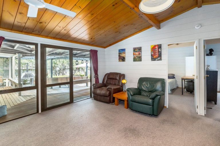 Photo of property in 210 Main Street, Greytown, 5712