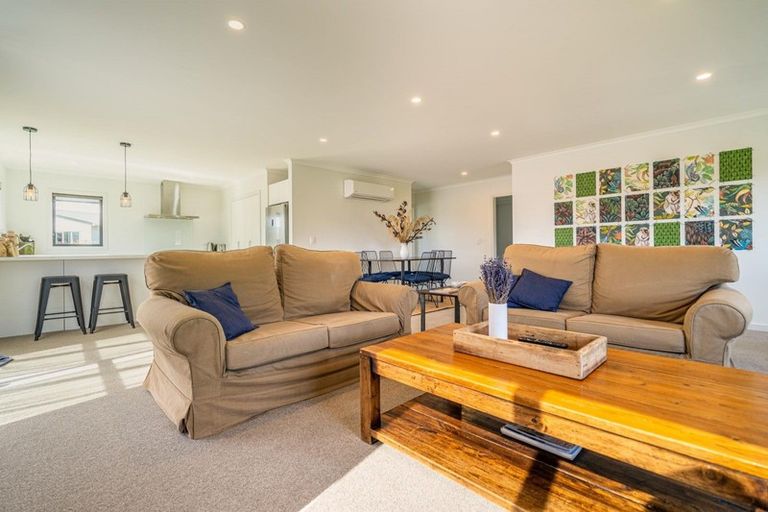 Photo of property in 17 Cunaris Way, Te Anau, 9600