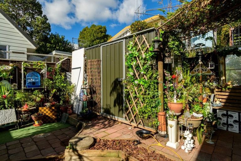 Photo of property in 35b Sutherland Road, Brookfield, Tauranga, 3110