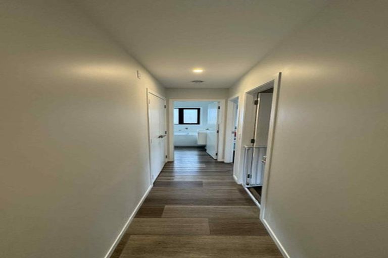 Photo of property in 19a Faulke Avenue, Wainuiomata, Lower Hutt, 5014