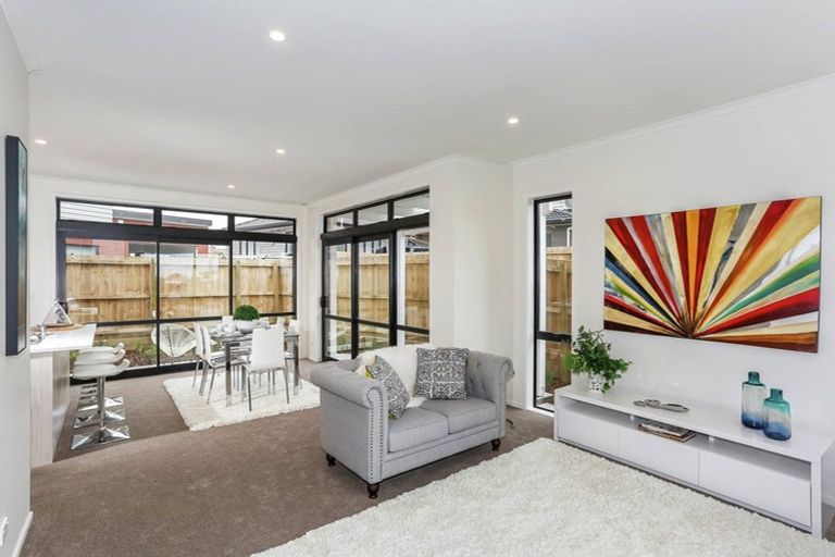 Photo of property in 3 Fermi Lane, Papakura, 2110