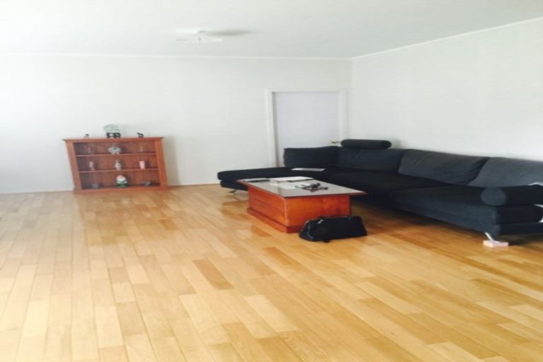 Photo of property in 19 Trig Road, Whenuapai, Auckland, 0618