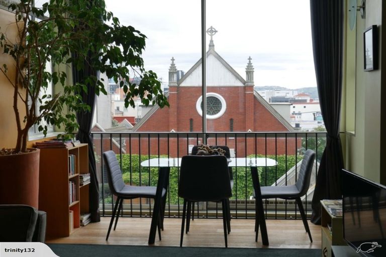 Photo of property in Qba Apartments, 2s/51 Webb Street, Mount Cook, Wellington, 6011