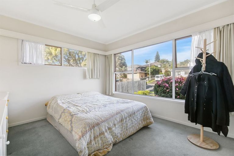 Photo of property in 3/27 Corunna Road, Milford, Auckland, 0620