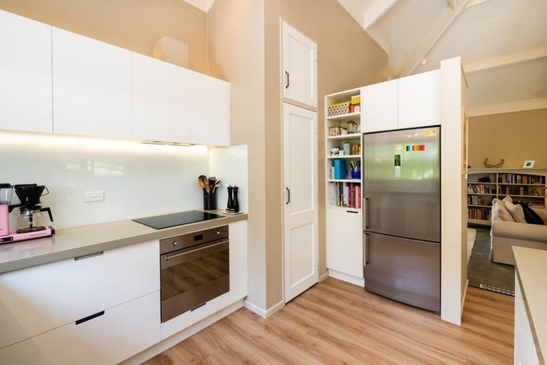 Photo of property in 13 Muritai Crescent, Havelock North, 4130