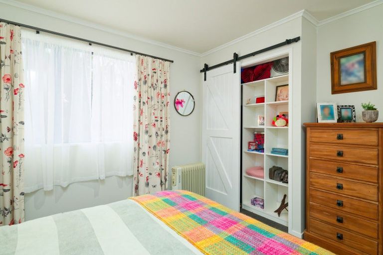 Photo of property in 12 Achray Street, Waiau, 7332