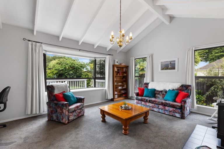 Photo of property in 28 Rubens Place, Burnside, Christchurch, 8053